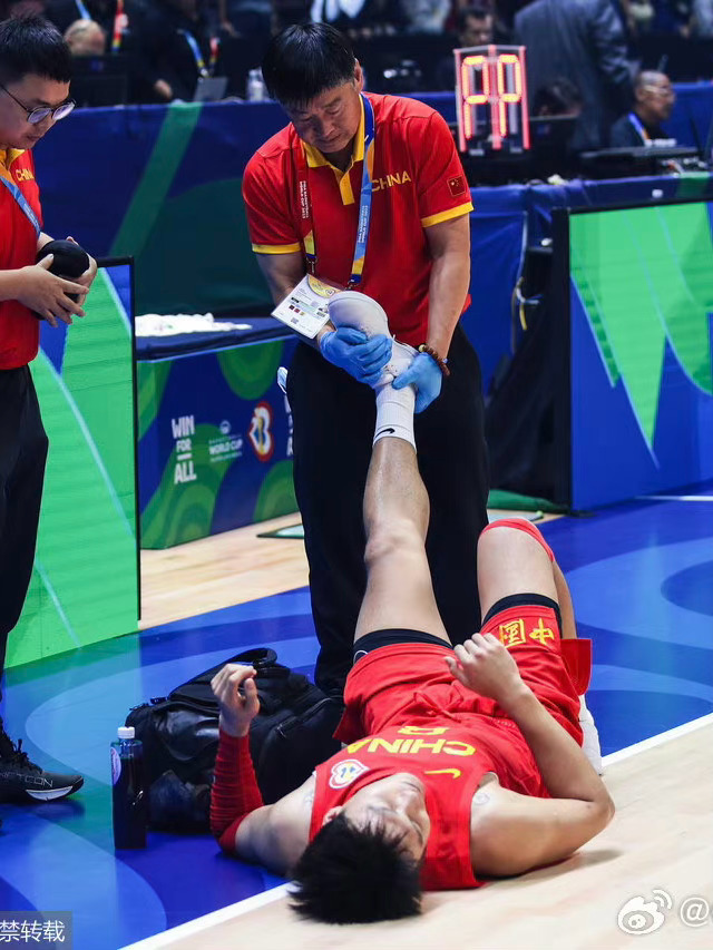 利记平台-瞩目对决，球队英勇拼搏赢得掌声
