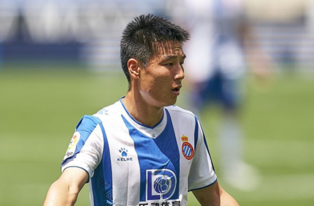 慕尼黑雄鹿壮观发挥，给对手沉重一击